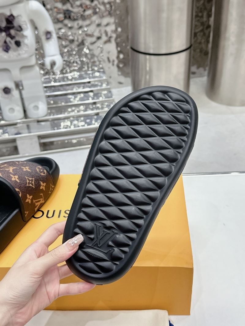 Louis Vuitton Slippers